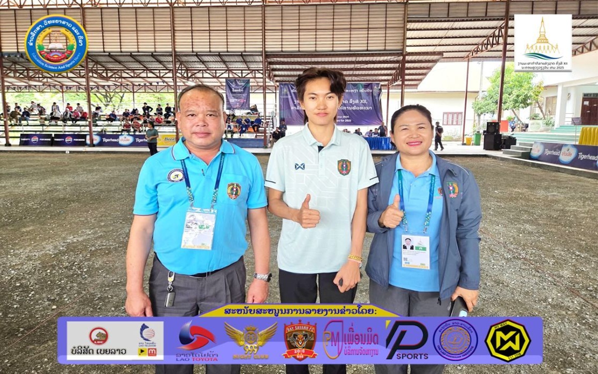 ນະຄອນຫຼວງວຽງຈັນໄດ້ຈັດການແຂ່ງຂັນກິລາເປຕັງປະເພດດ່ຽວຍິງ ຮອບຊີງຊະນະເລີດ ຂຶ້ນ